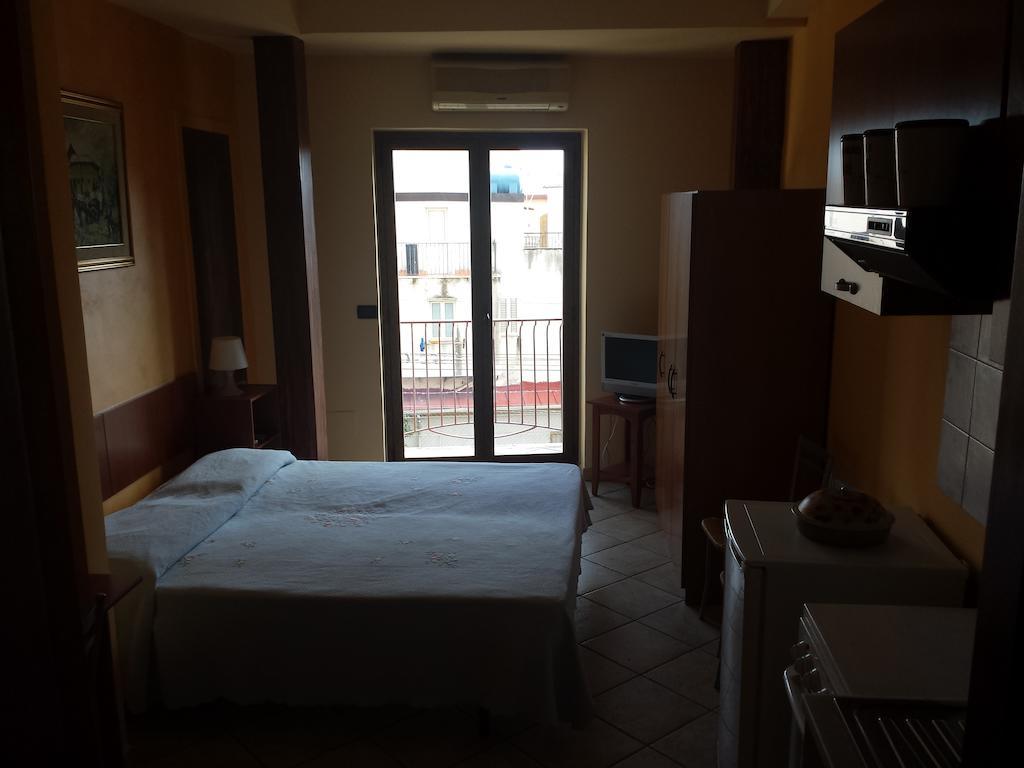 Appartamenti Centrali Giardini Naxos Room photo